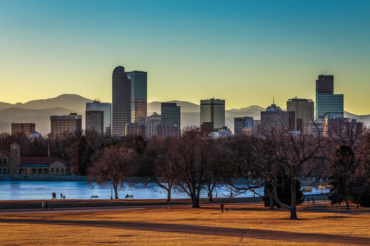 What to Know About Moving to Denver, CO - Pros & Cons | Laborjack