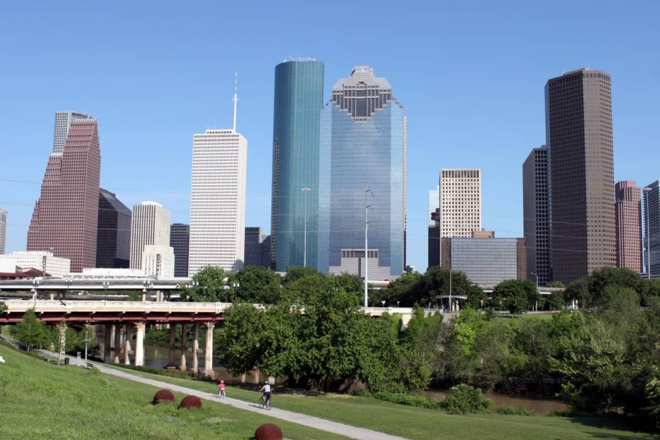 Best Neighborhoods & Places to Live in Houston, TX